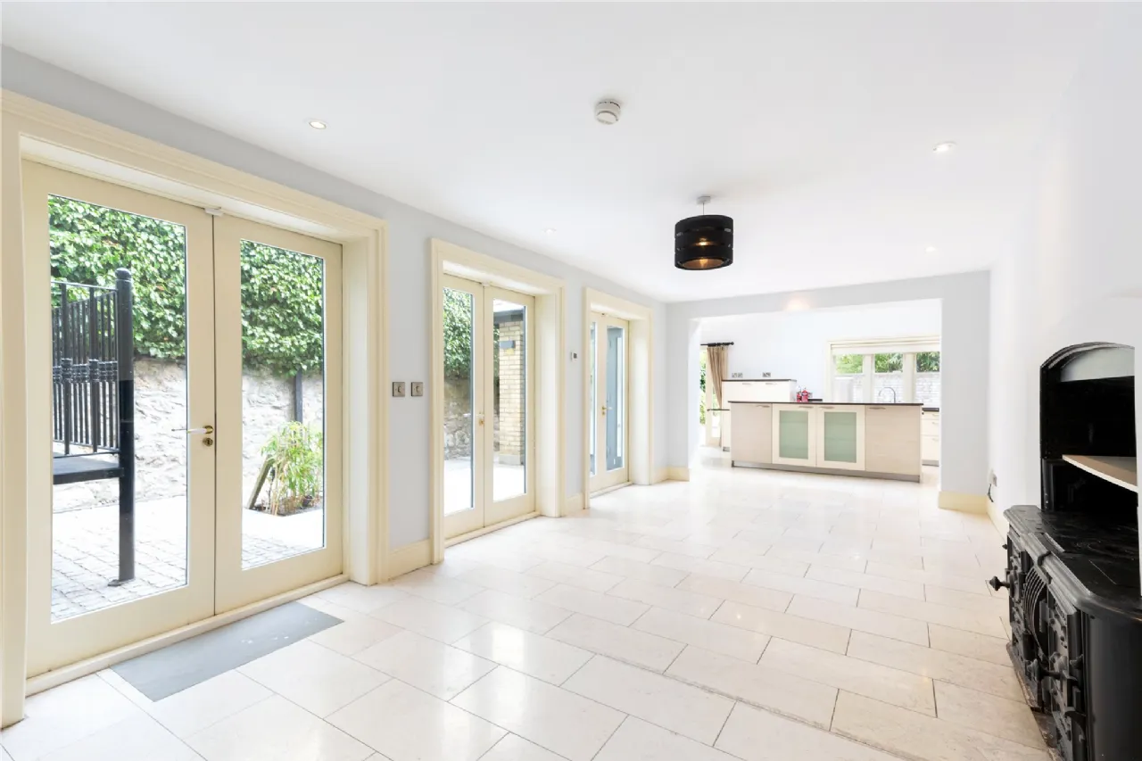 Photo of 33 St. Mary's Road, Ballsbridge, Dublin 4, D04 A6K2