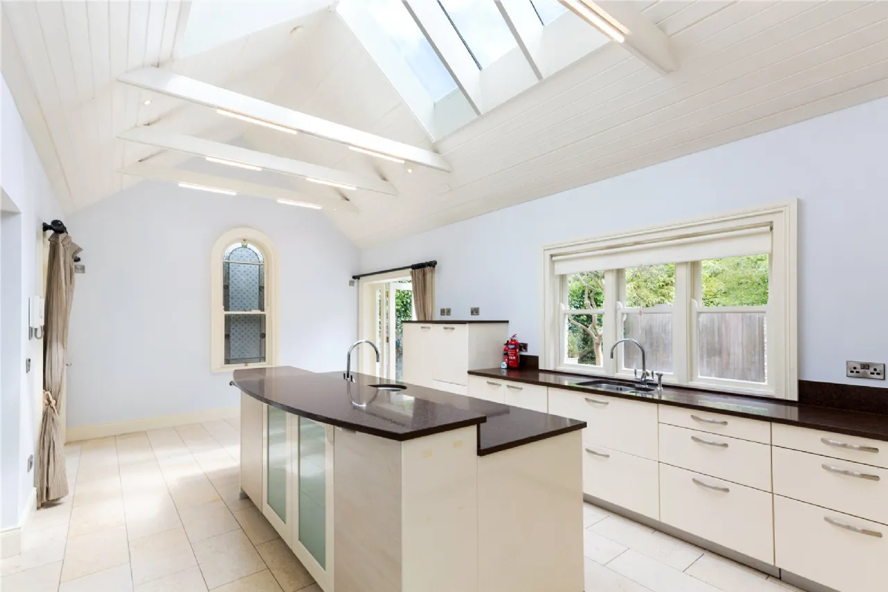 Photo of 33 St. Mary's Road, Ballsbridge, Dublin 4, D04 A6K2