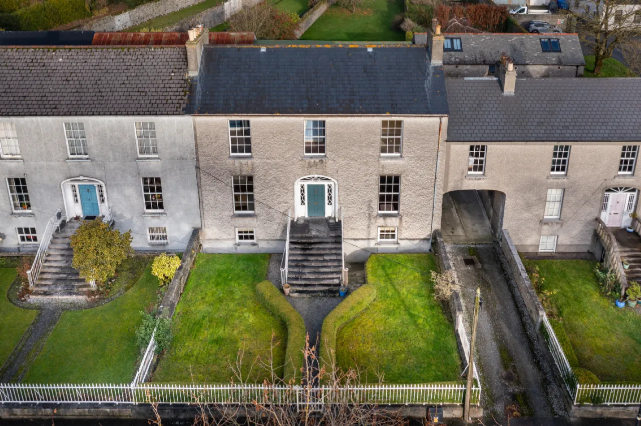 Photo of 4 John's Mall, Birr, Co Offaly, R42 VO45