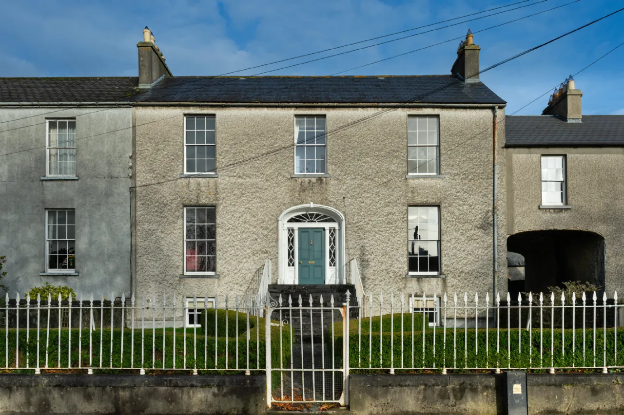 Photo of 4 John's Mall, Birr, Co Offaly, R42 VO45