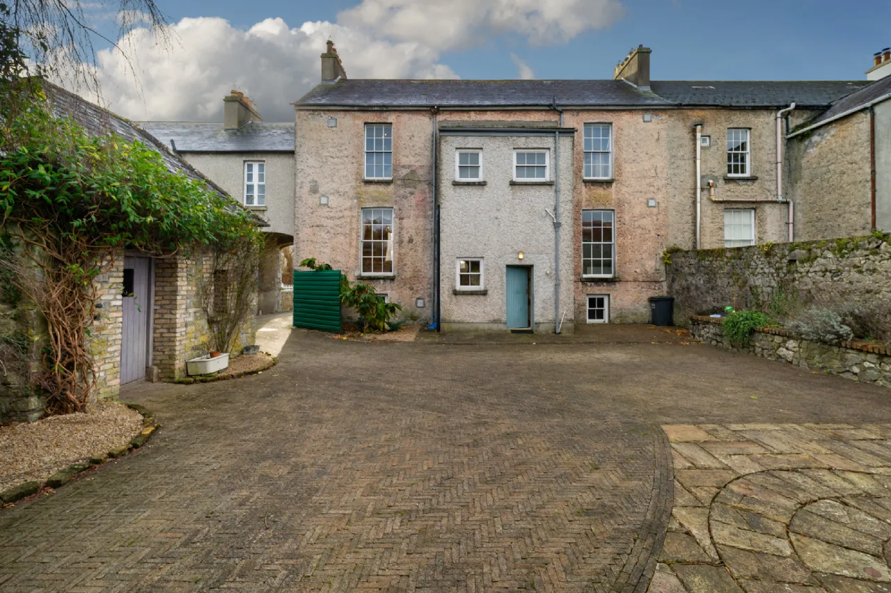 Photo of 4 John's Mall, Birr, Co Offaly, R42 VO45