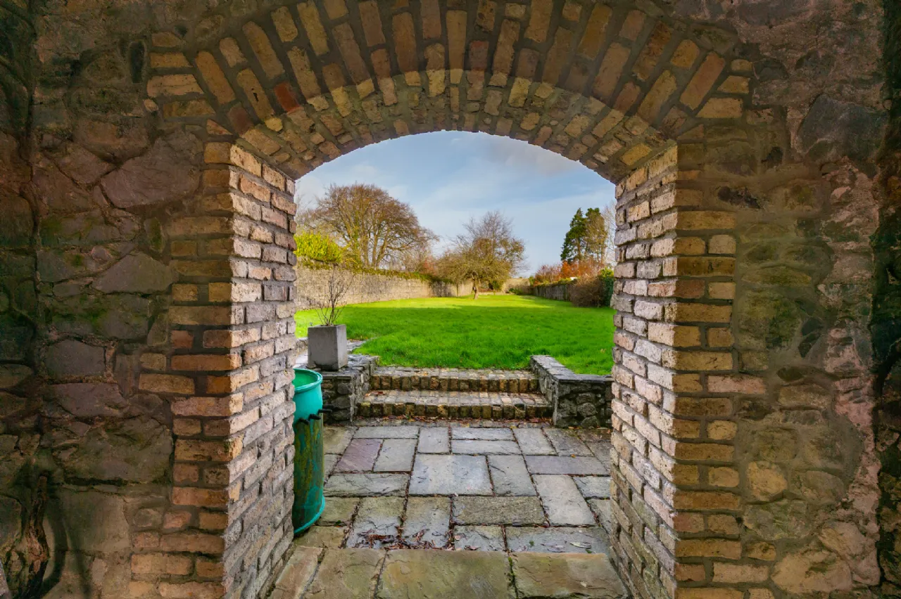 Photo of 4 John's Mall, Birr, Co Offaly, R42 VO45