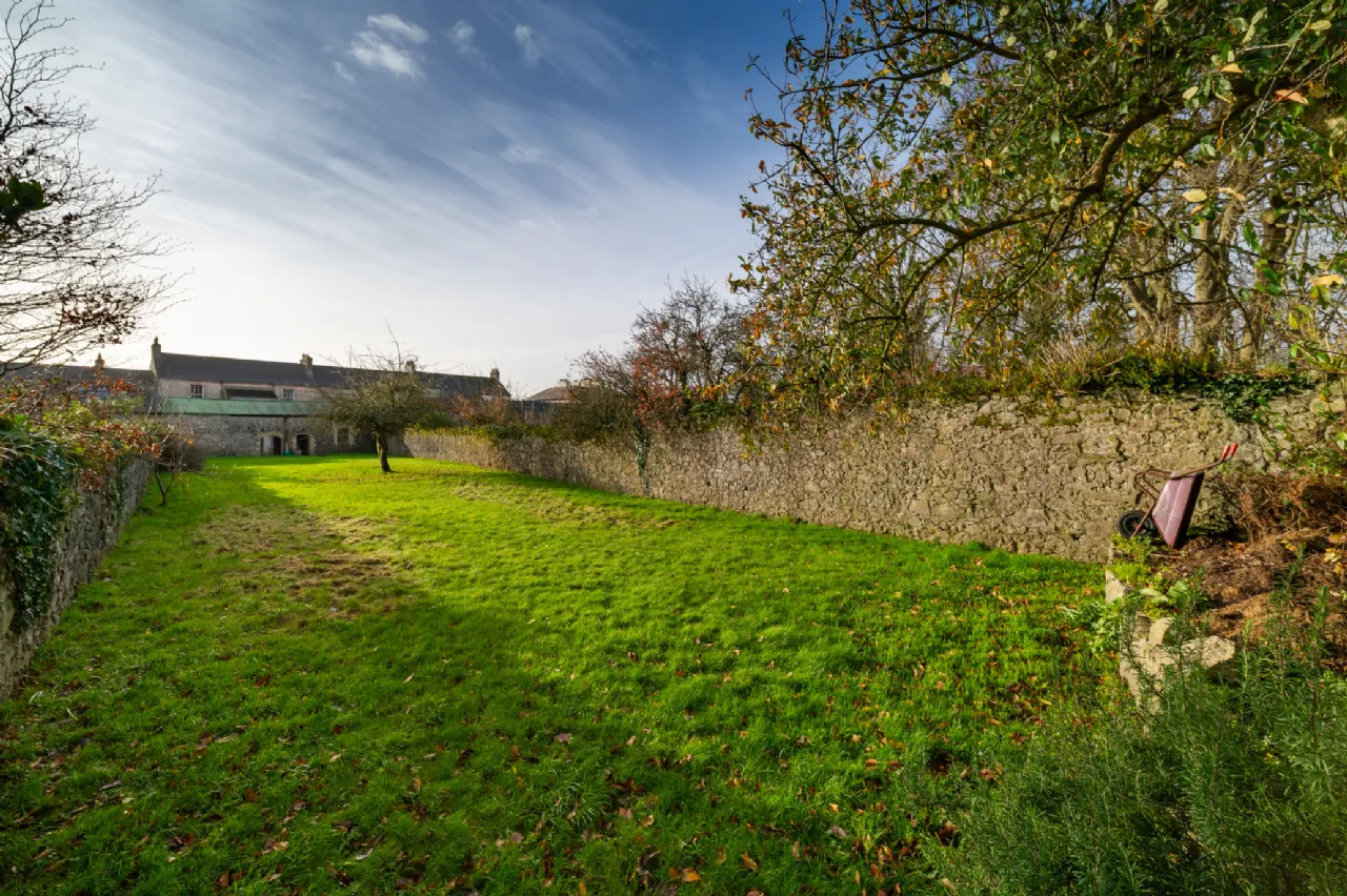 Photo of 4 John's Mall, Birr, Co Offaly, R42 VO45