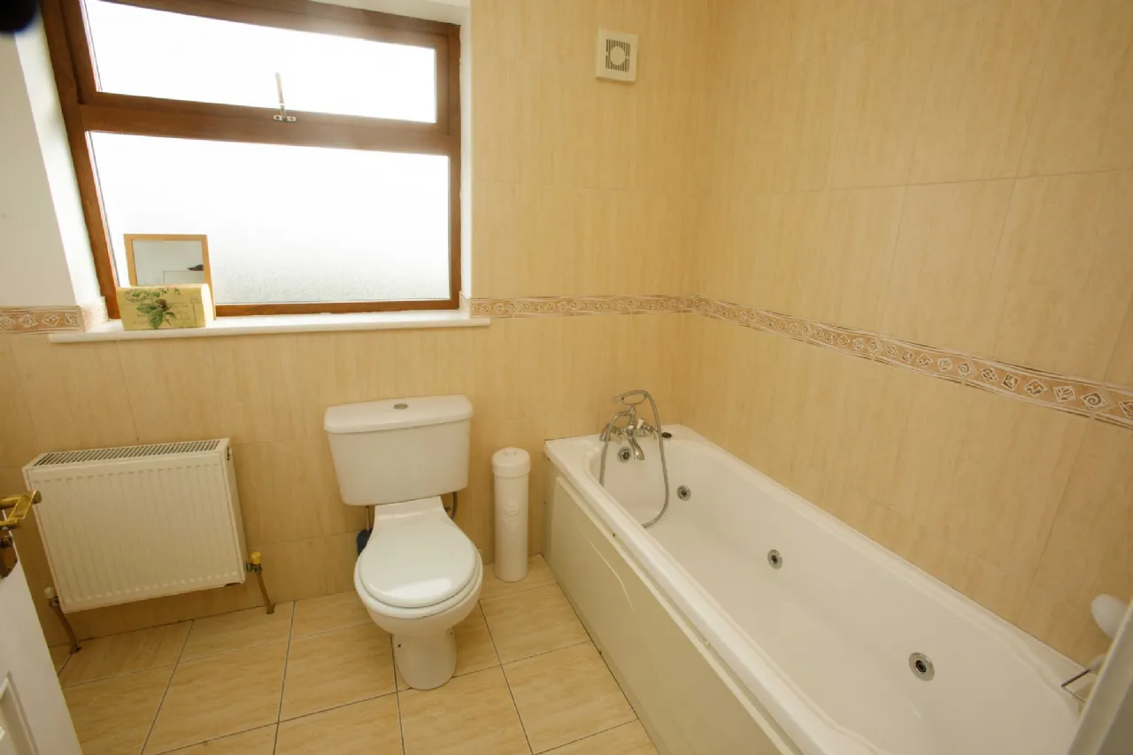 Photo of 8 Tochar View, Causeway, Co. Kerry, V92T2H2