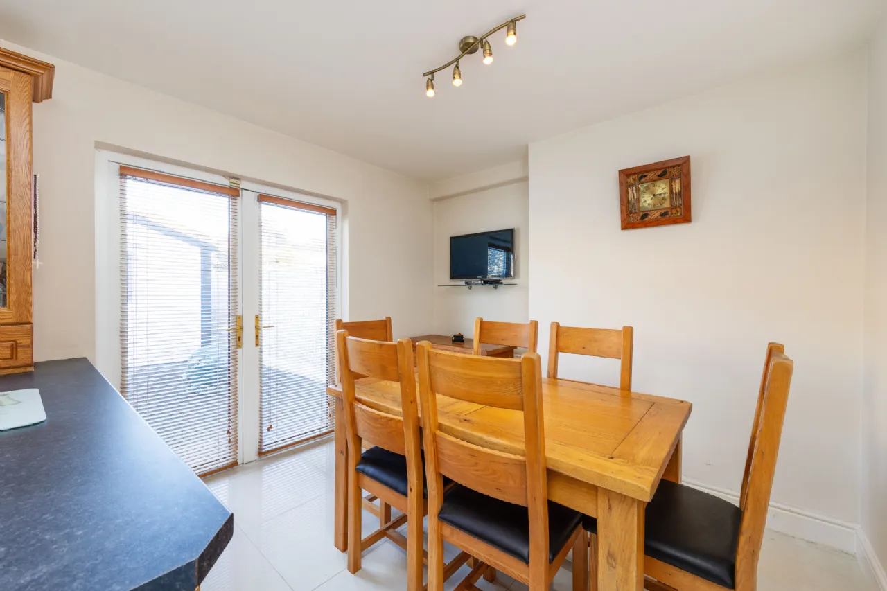 Photo of 16 Annadale Crescent, Drumcondra, Dublin 9, D09 E9T7