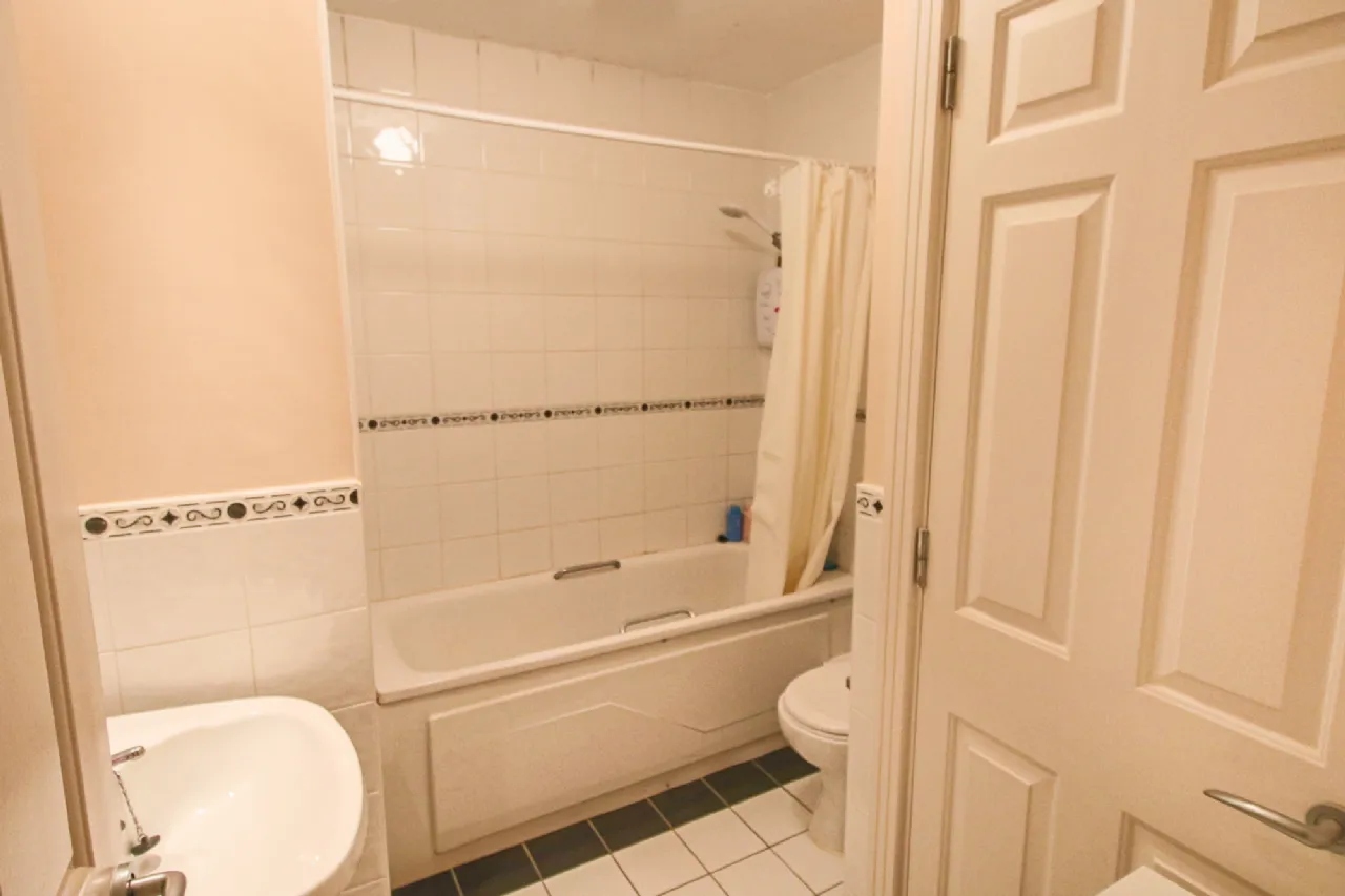 Photo of Apt 17 Courthouse View, Landmark Court, Carrick On Shannon, Co. Leitrim, N41 F898