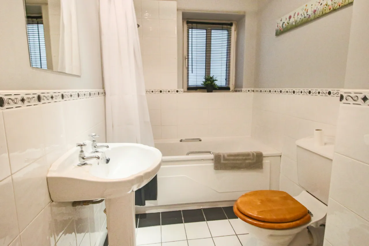 Photo of Apt 1 Courthouse View, Landmark Court, Carrick-On-Shannon, Co. Leitrim, N41 YK26