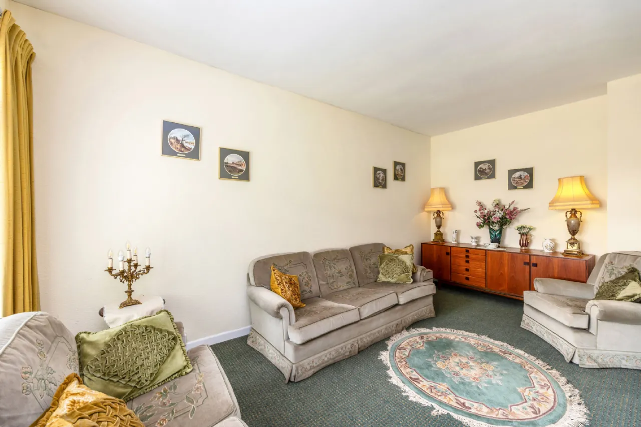 Photo of 96 Mount Prospect Avenue, Clontarf, Dublin 3, D03 R886