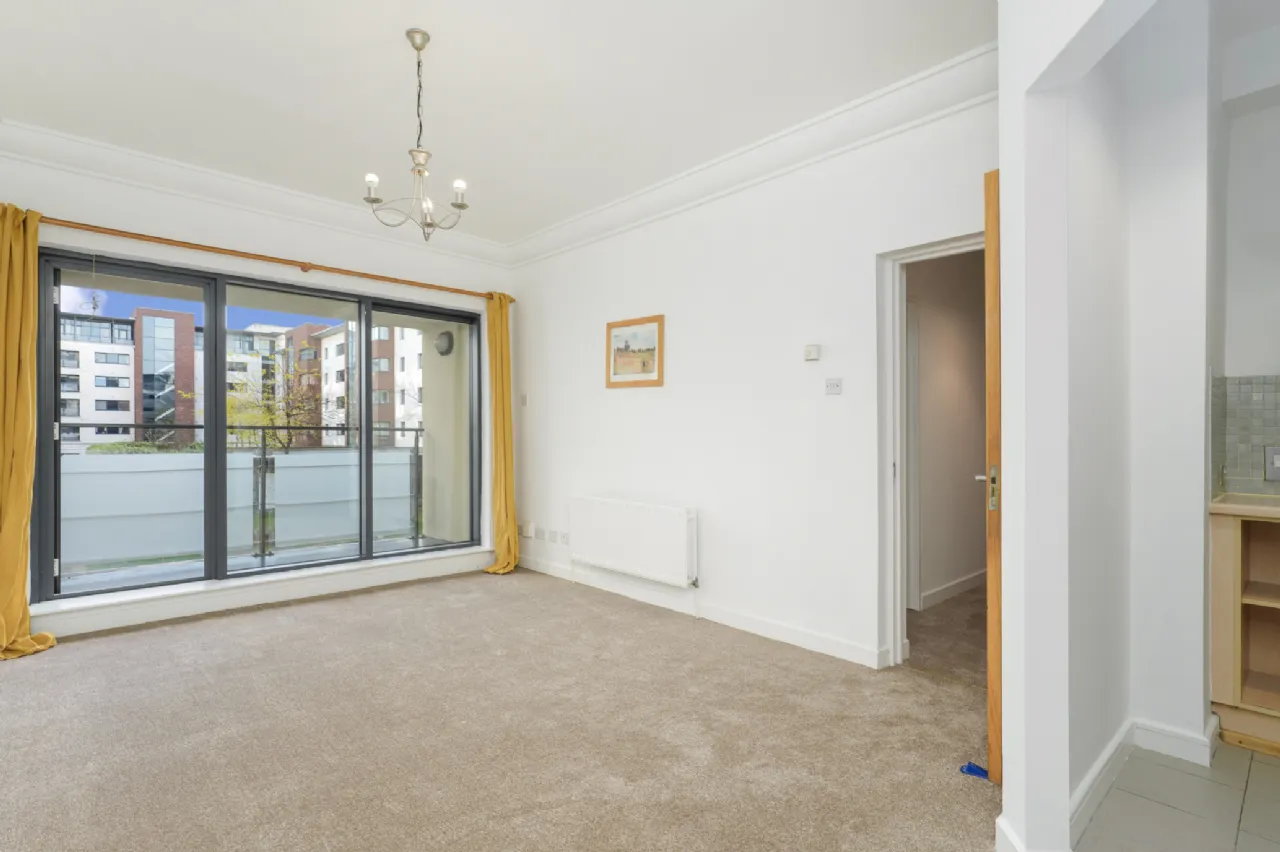 Photo of 6 Barrow House, Custom House Square, IFSC, Dublin 1, D01 A317