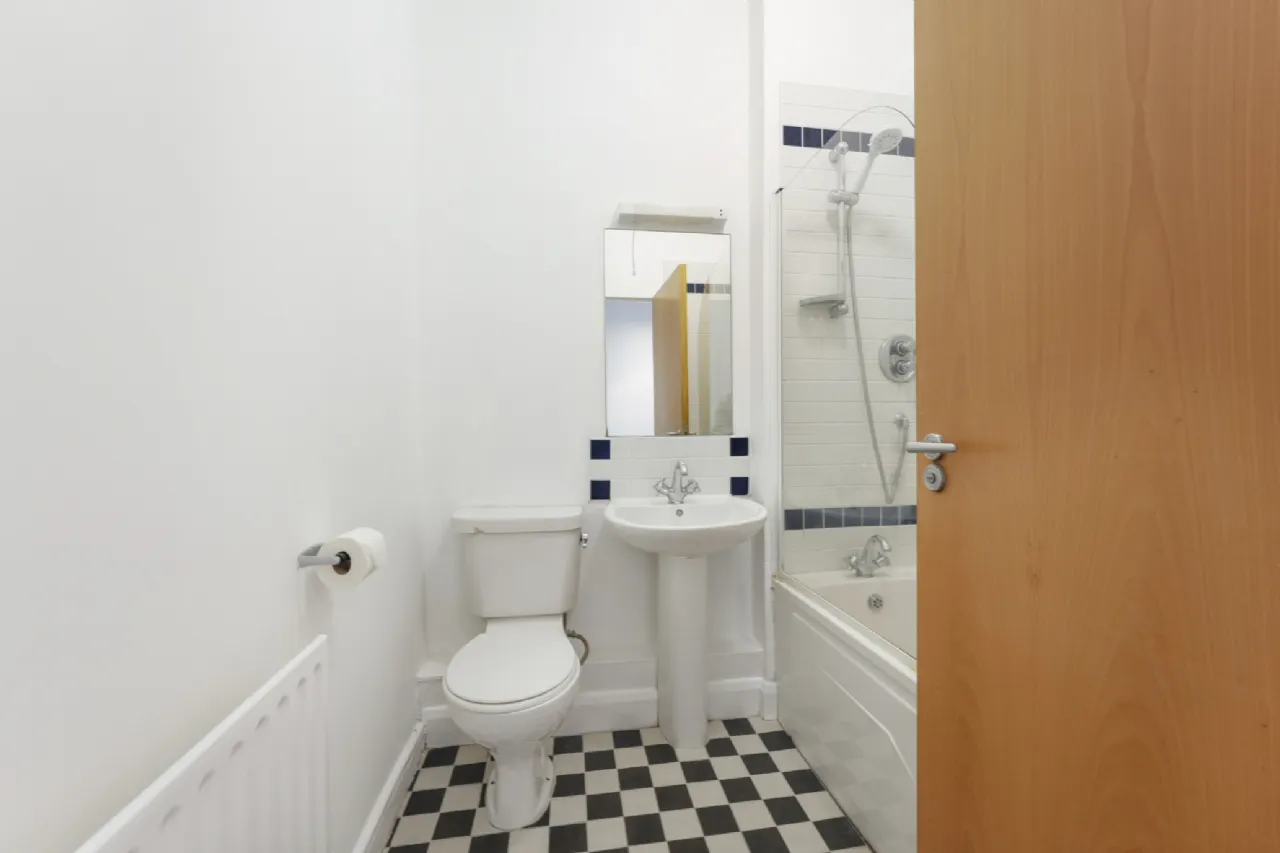 Photo of 6 Barrow House, Custom House Square, IFSC, Dublin 1, D01 A317