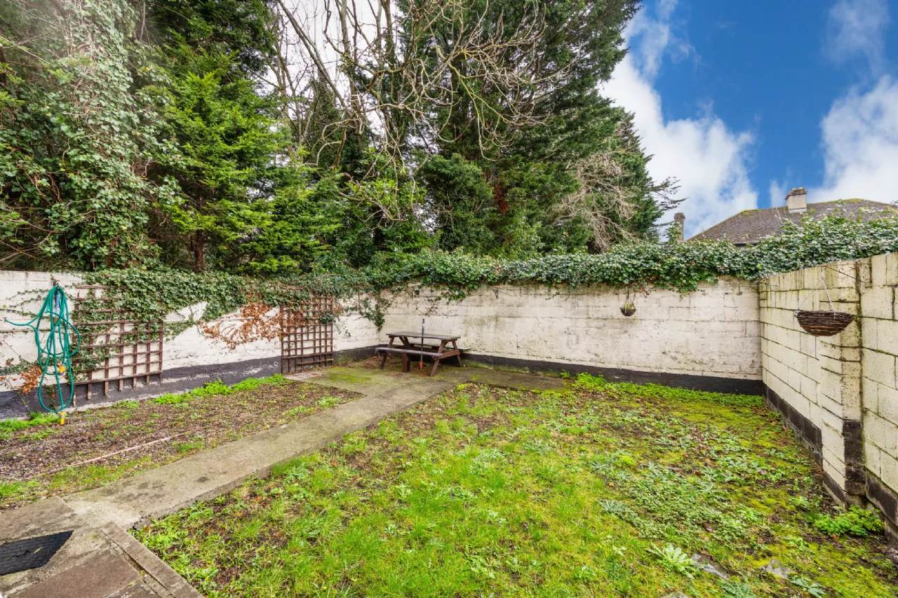 Photo of 17 Oak View, Santry, Dublin 9, D09 E7K4