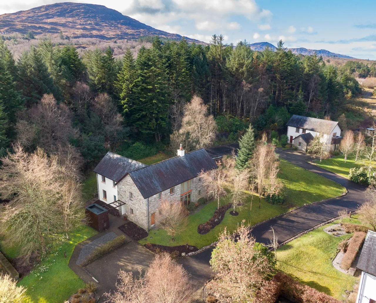 Photo of An Dún House, 6 Mountain View, Sheen Falls Country Club, Kenmare, Co Kerry, V93 XK85