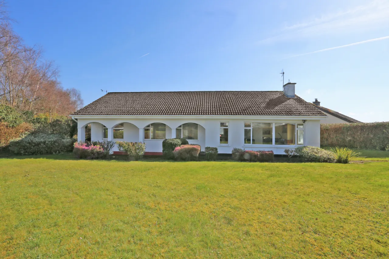 Photo of 16 Gleann Na Smol, Shannon, Co. Clare, V14 EW86