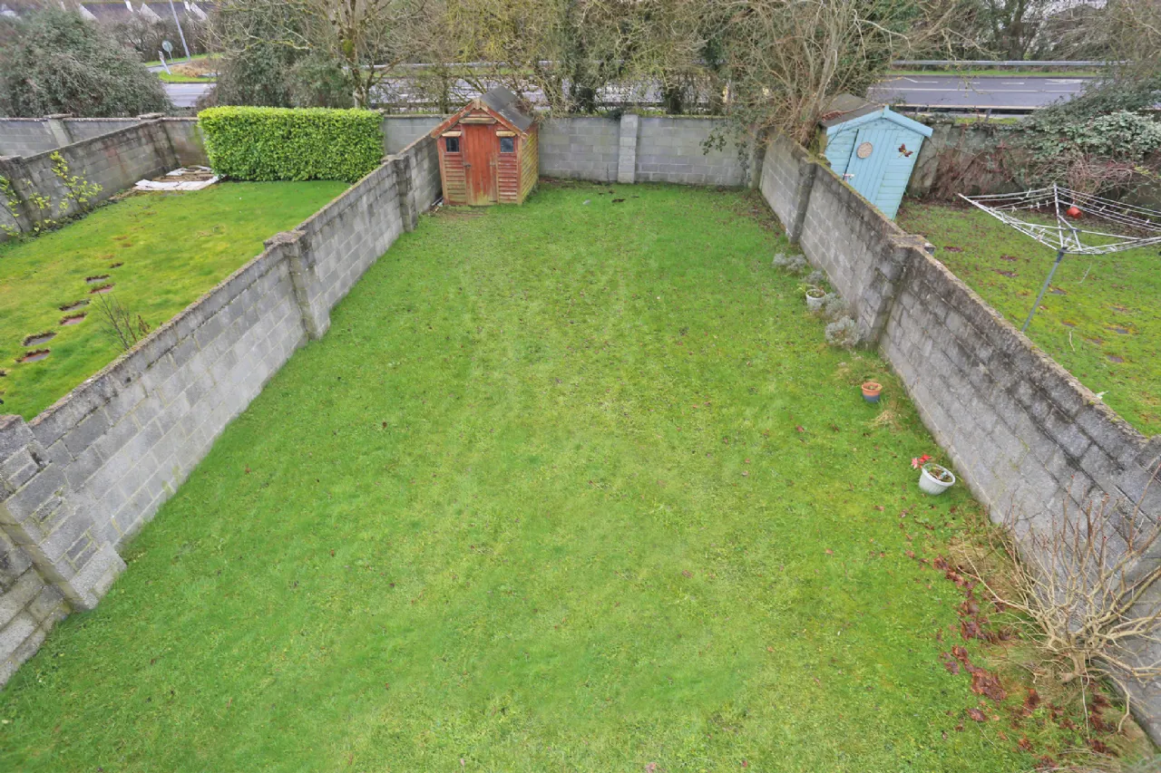 Photo of 27 Dun Aras, Shannon, Clare, V14DF22