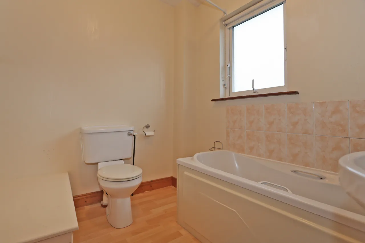 Photo of 27 Dun Aras, Shannon, Clare, V14DF22