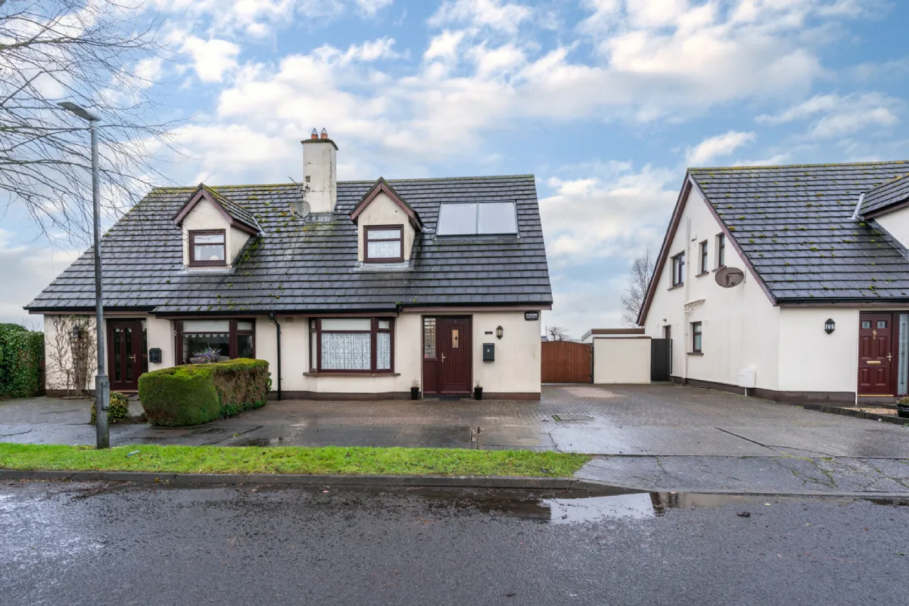 Photo of 2 Woodstock Close, Athy, Co. Kildare, R14 FH51