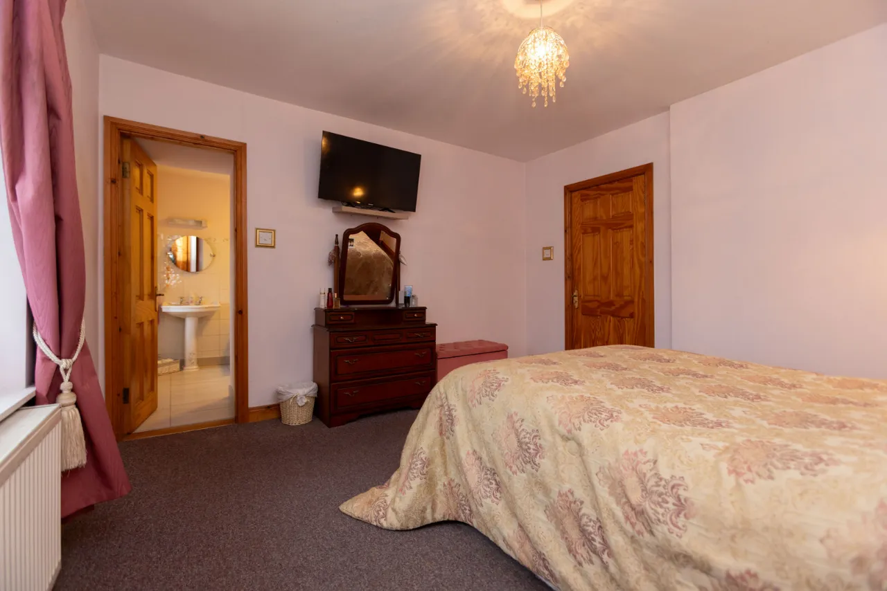 Photo of Farrelly's Bar, The Square, Castlepollard, Co. Westmeath, N91 KV96