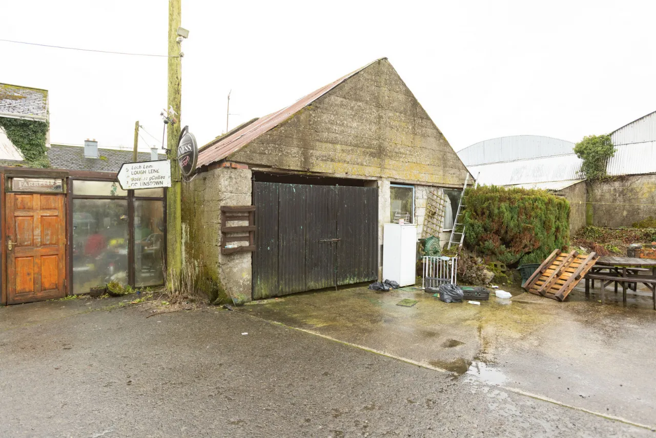 Photo of Farrelly's Bar, The Square, Castlepollard, Co. Westmeath, N91 KV96