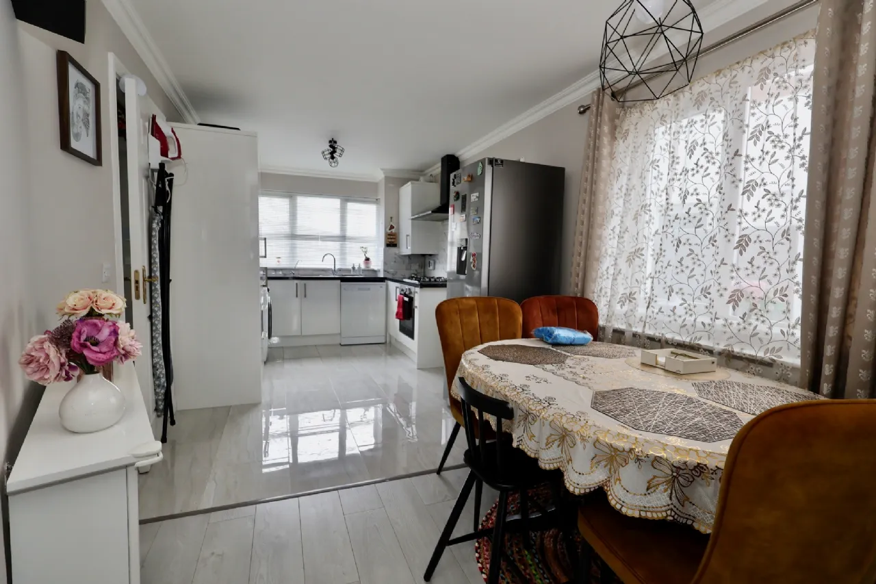 Photo of 52 The Glen, Athlone, Co Westmeath, N37 D8X5