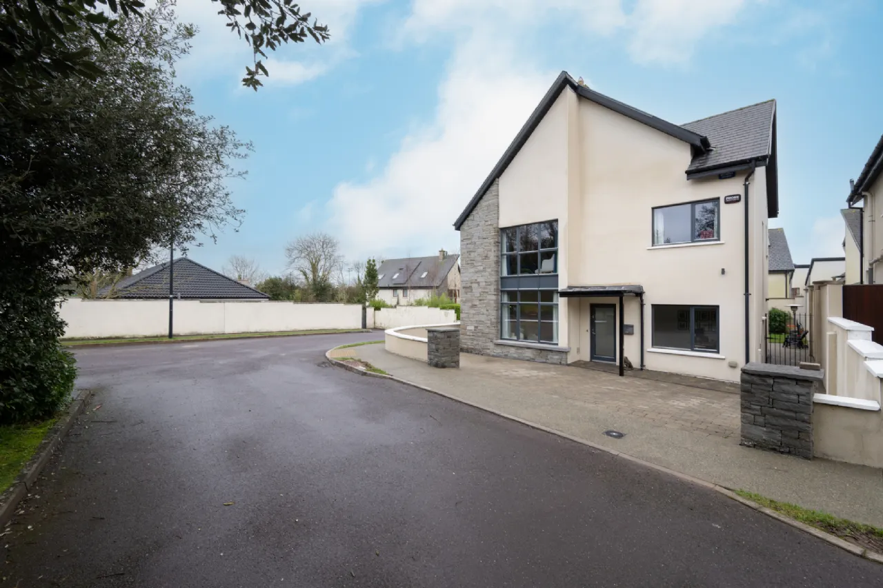 Photo of 4 Courtwood, Garryduff, Rochestown, Cork, T12NRC4