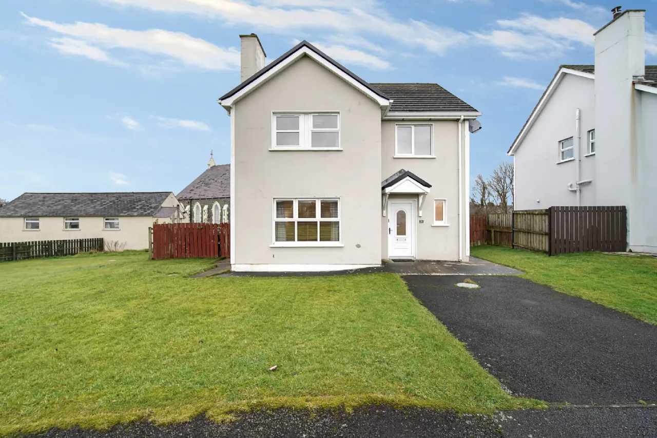 Photo of 27 Orchard Grove, Newtowncunningham, Co. Donegal, F93W326