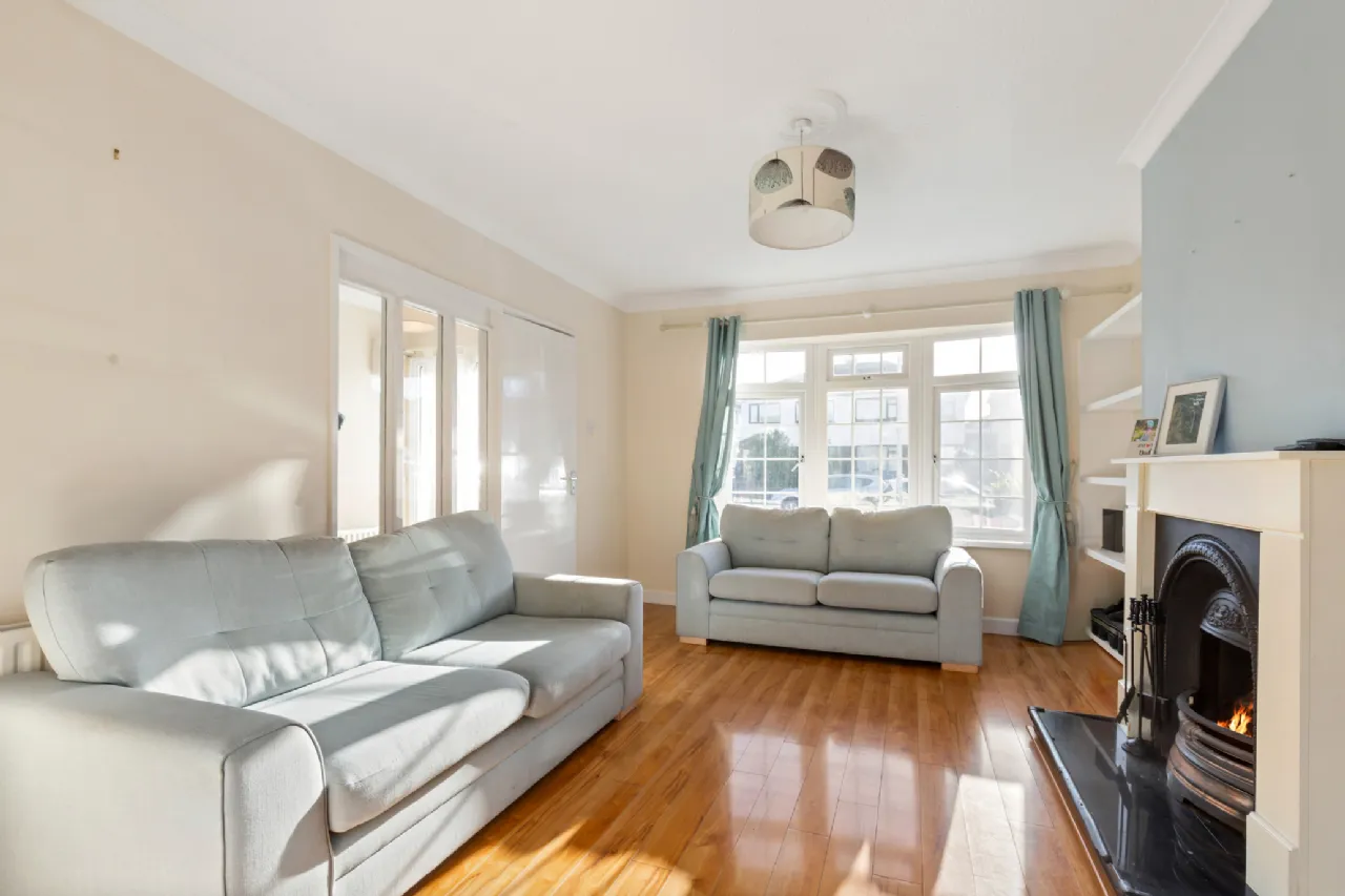 Photo of 37 Castleknock Crescent, Castleknock, Dublin 15, D15KOWV