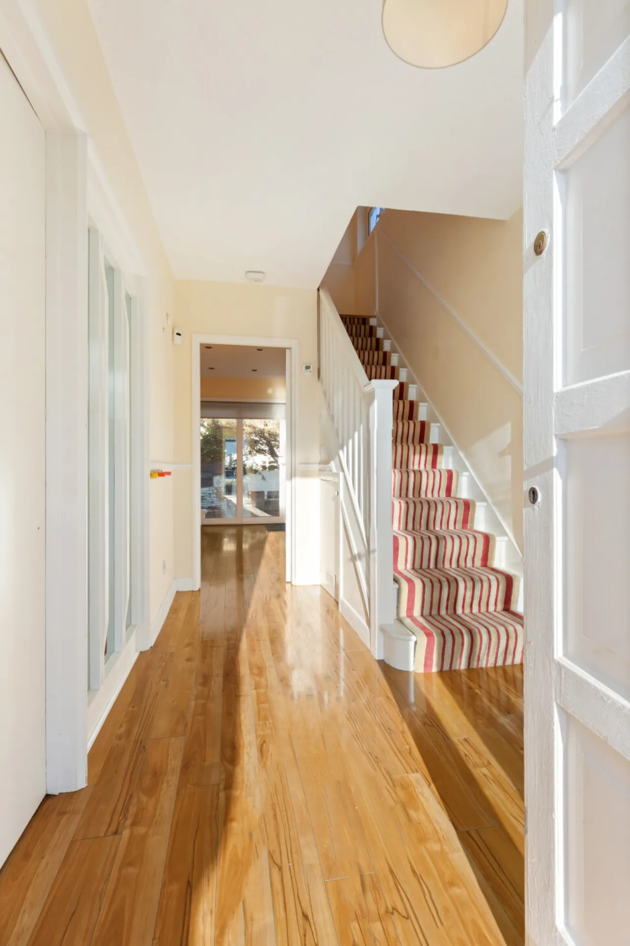 Photo of 37 Castleknock Crescent, Castleknock, Dublin 15, D15KOWV