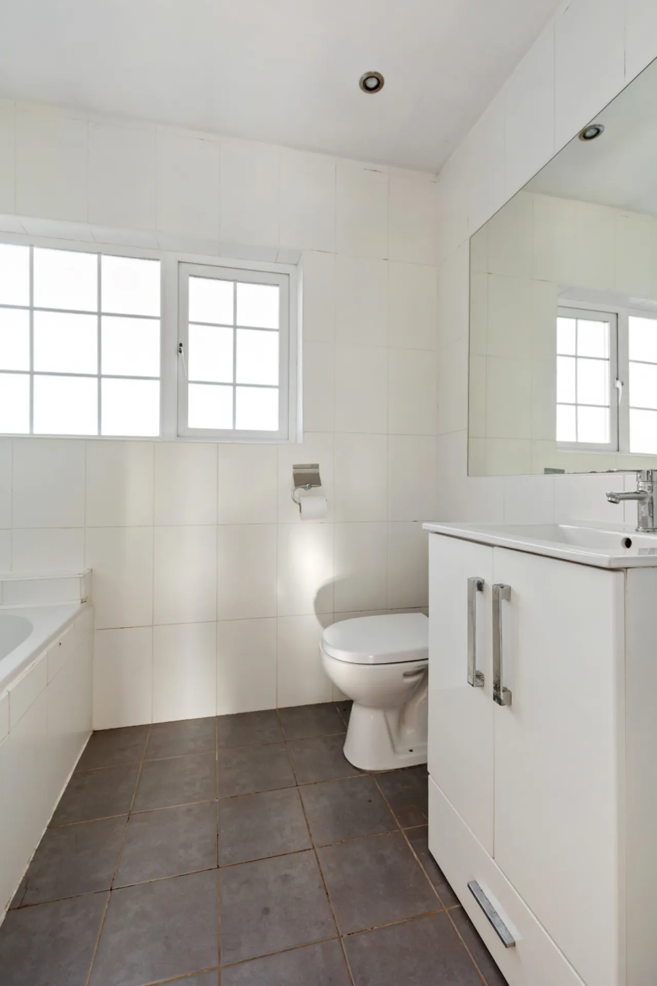 Photo of 37 Castleknock Crescent, Castleknock, Dublin 15, D15KOWV