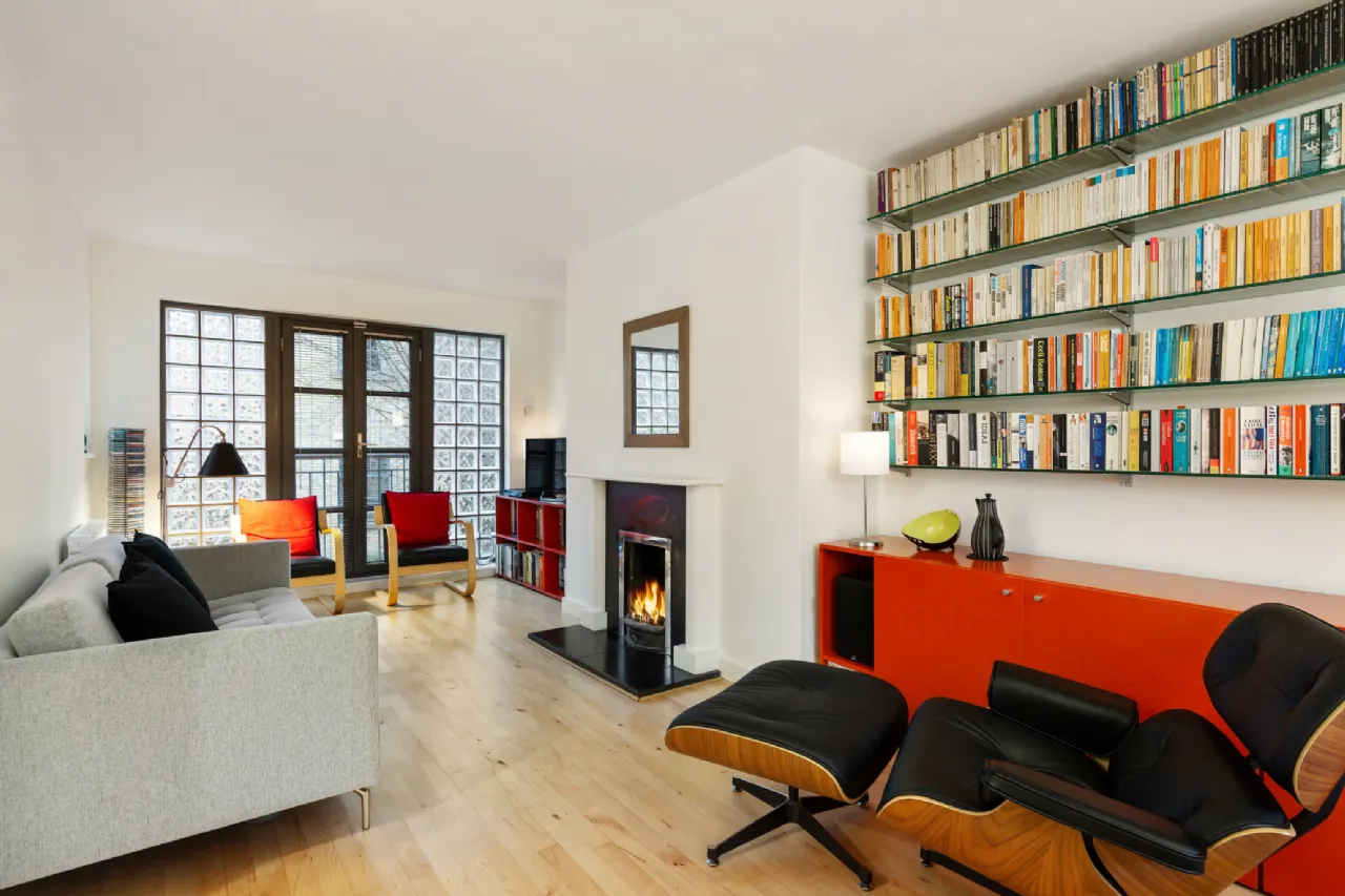 Photo of 2 Cannon Mews East, Beggars Bush, Ballsbridge, Dublin 4, D04 KX49