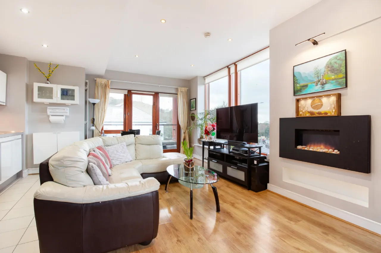 Photo of 5 The Village, Enniskerry Road, Stepaside, Dublin 18, D18 WY86