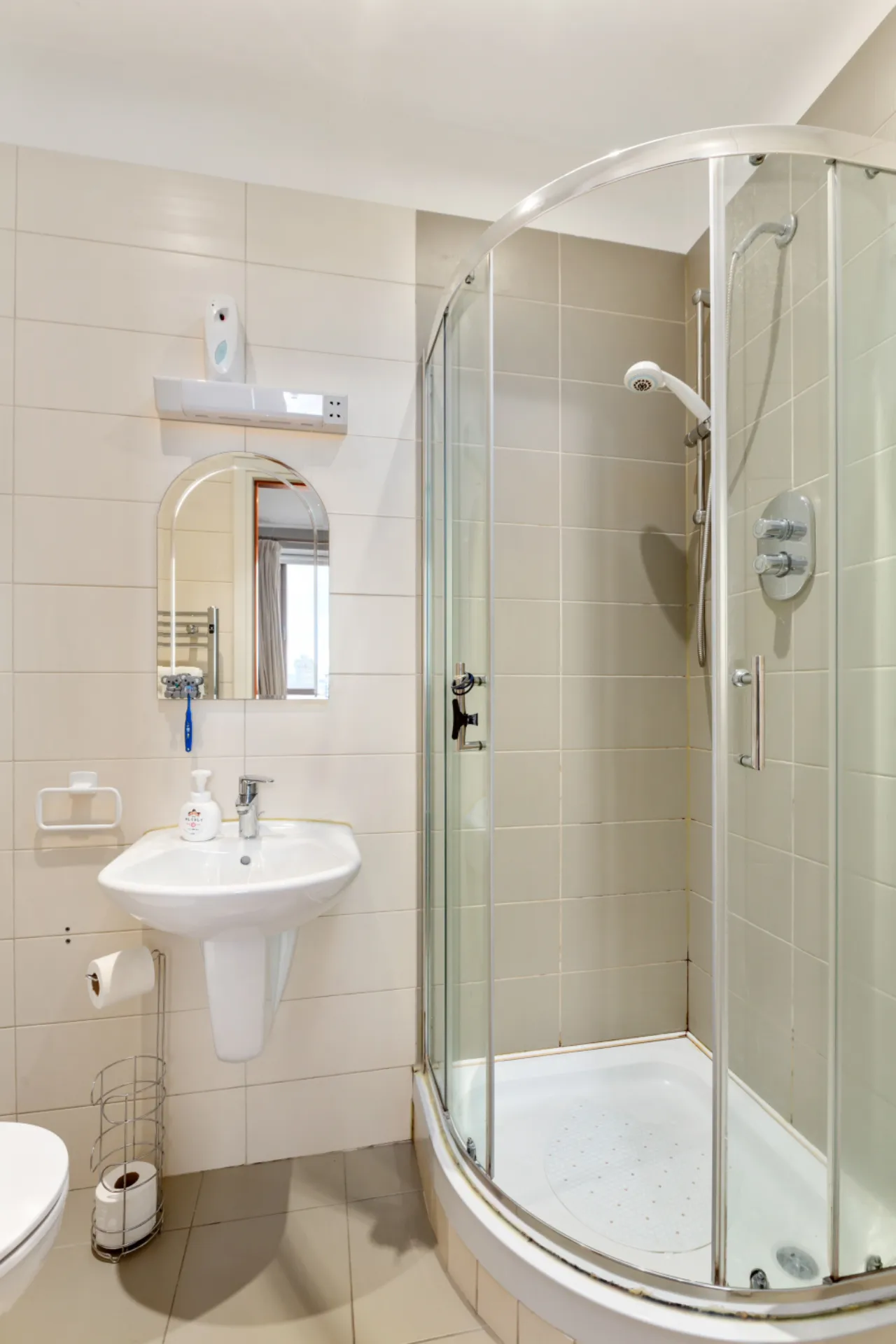 Photo of 5 The Village, Enniskerry Road, Stepaside, Dublin 18, D18 WY86