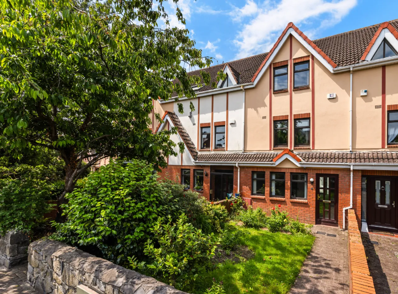 Photo of 30 Saint John's Wood, Castle Avenue, Clontarf, Dublin 3, D03 AE06