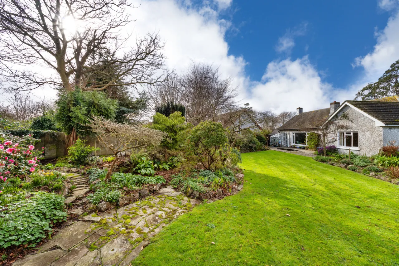 Photo of 37 Offington Park, Sutton, Dublin 13, D13 X2T6