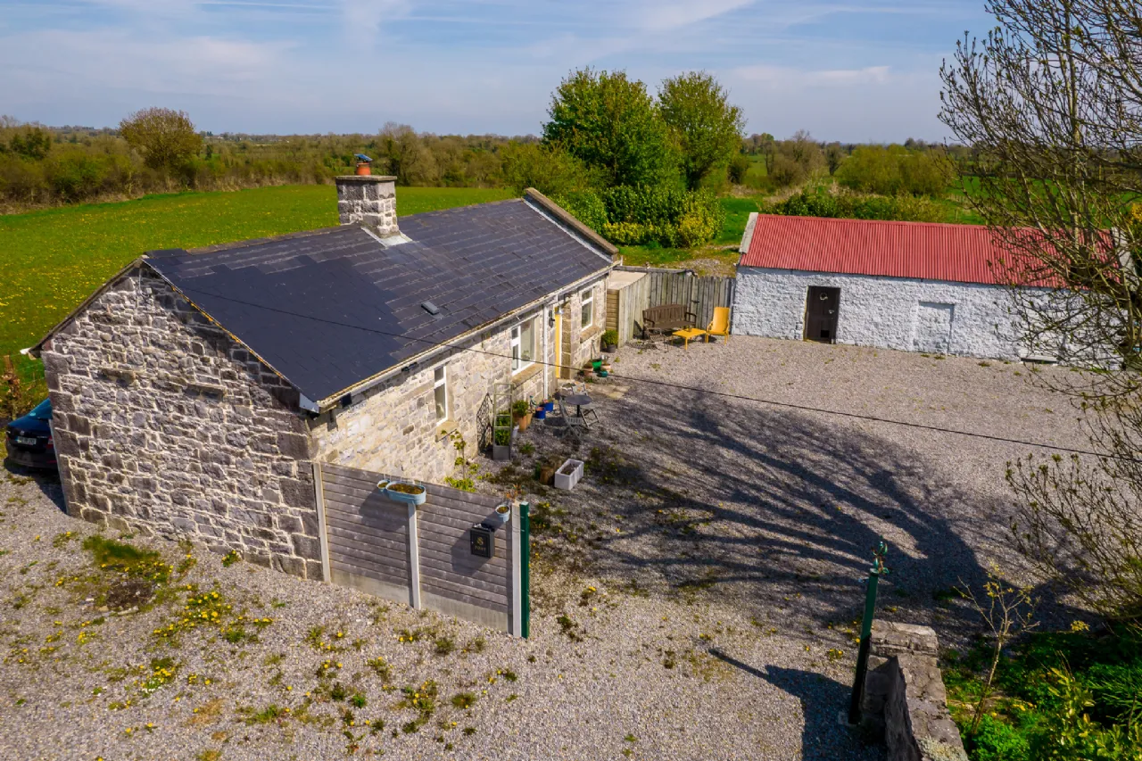 Photo of Ashtree Cottage, Greenhall Upper, Newtowncashel, Co Longford, N39 WK72
