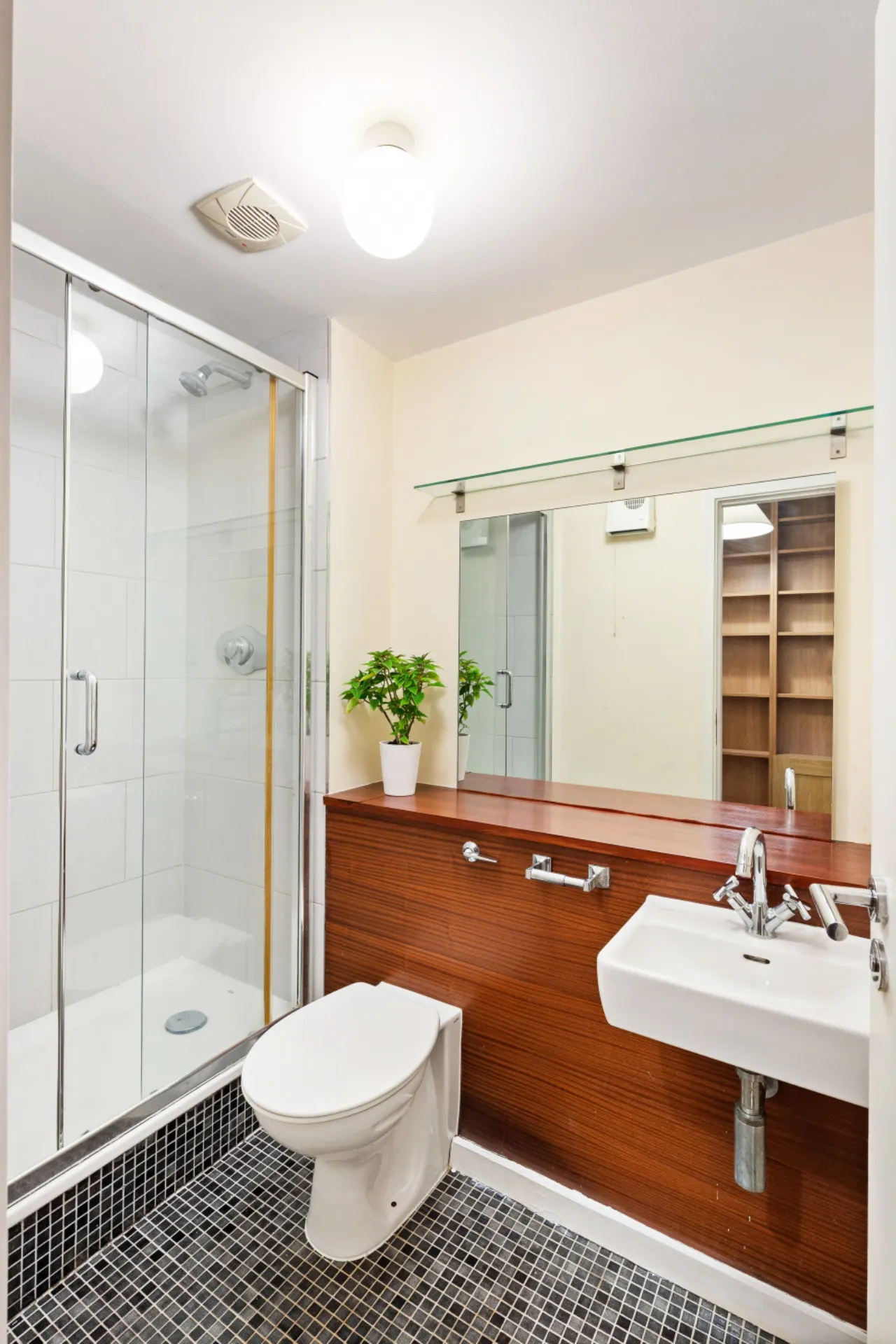 Photo of 11 Cassian Court East, Royal Canal Park, Dublin 15, D15 PY1E