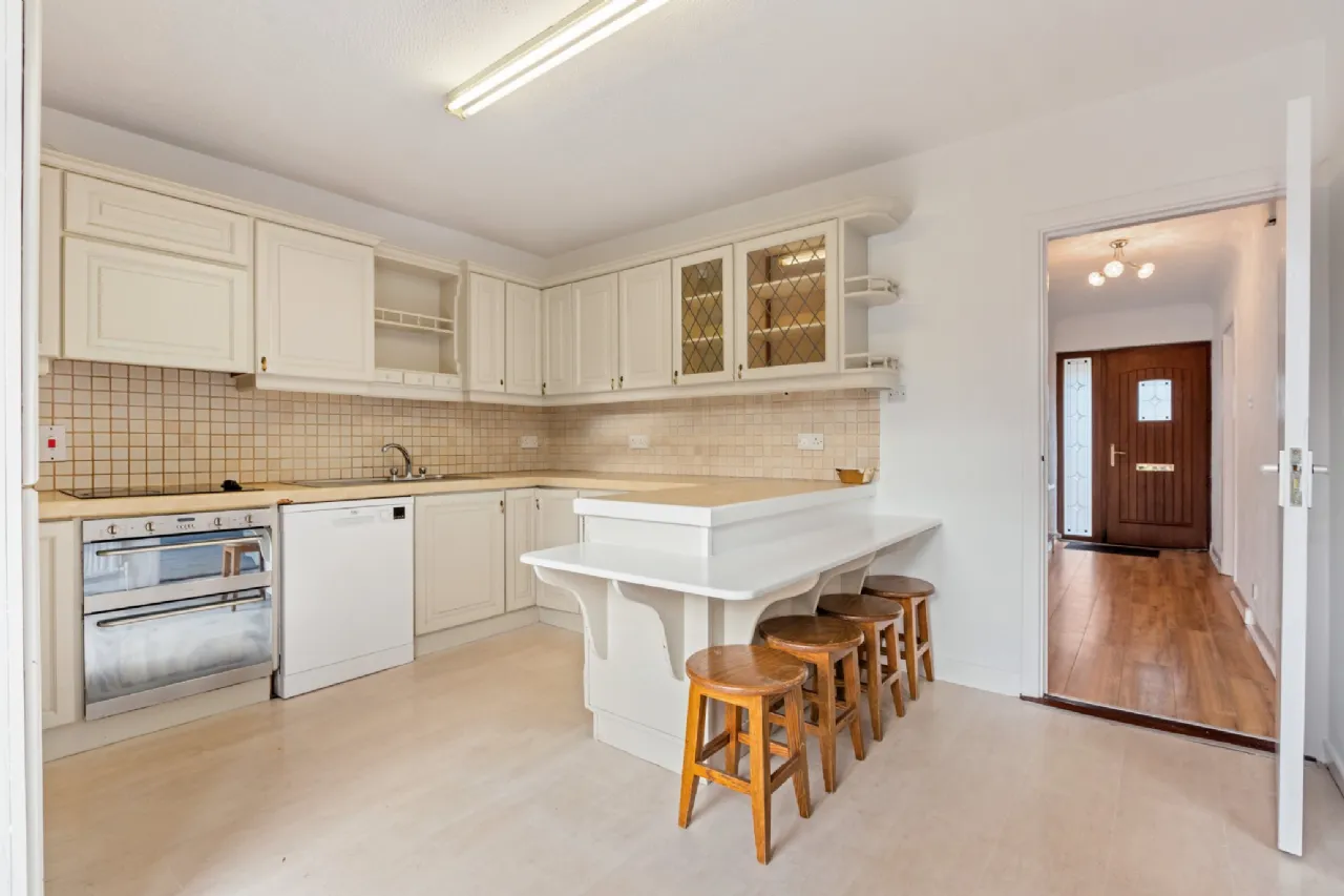 Photo of 1 Lynwood, Dundrum, Dublin 16, D16 C6F7