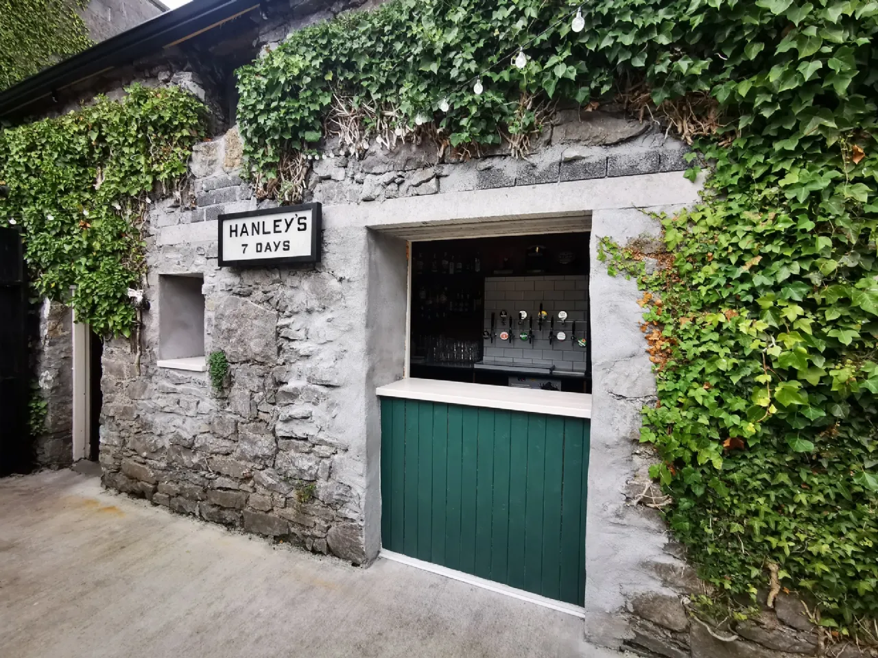 Photo of Hanleys Bar, Dalton Street, Claremorris, Co Mayo
