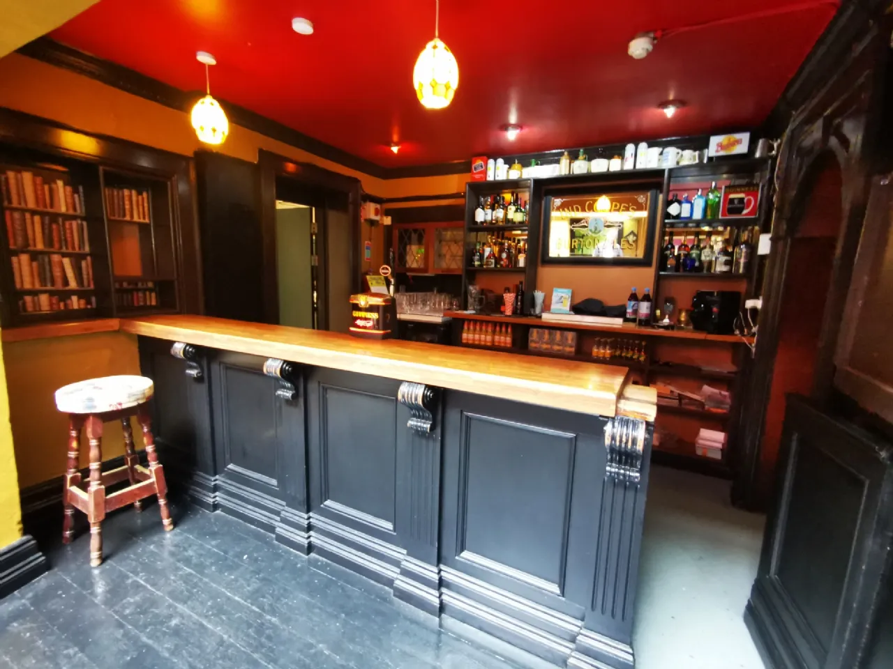 Photo of Hanleys Bar, Dalton Street, Claremorris, Co Mayo