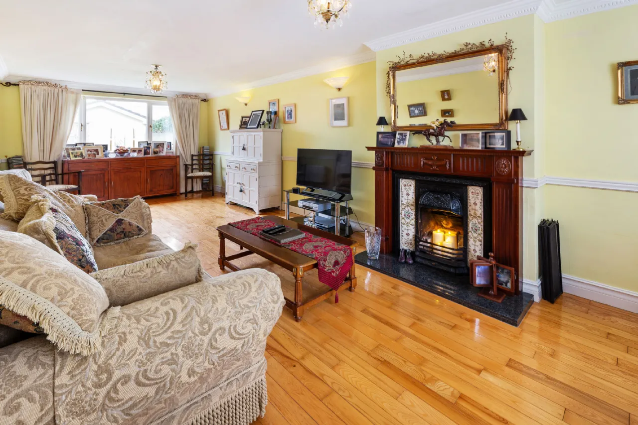 Photo of 19 Pecks Lane, Castleknock, Dublin 15, D15 KXV8