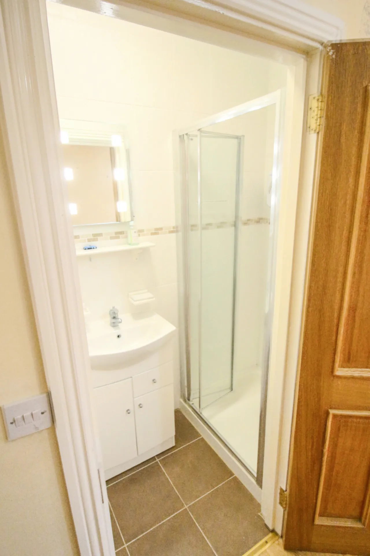 Photo of Clenahoo House, Leitrim Road, Carrick-On-Shannon,, Co. Leitrim, N41 FN24