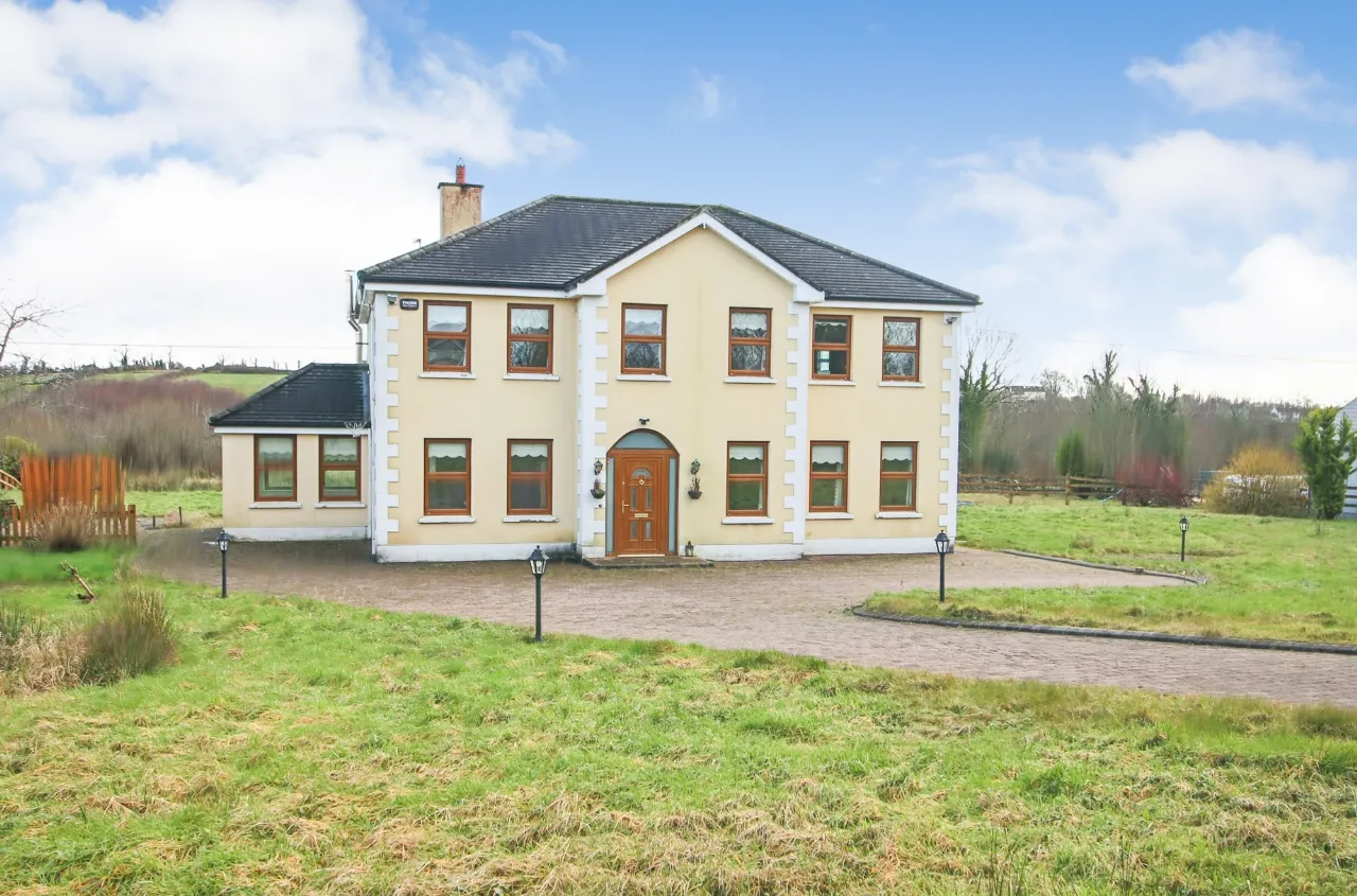 Photo of Clenahoo House, Leitrim Road, Carrick-On-Shannon,, Co. Leitrim, N41 FN24