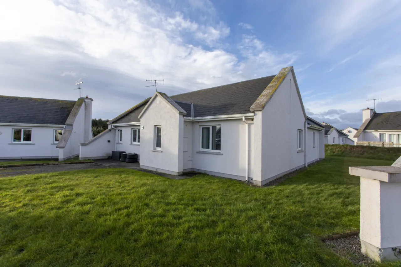 Photo of 15 Sand Dune Cottages, Banna, Ardfert, Co. Kerry, V92 P583