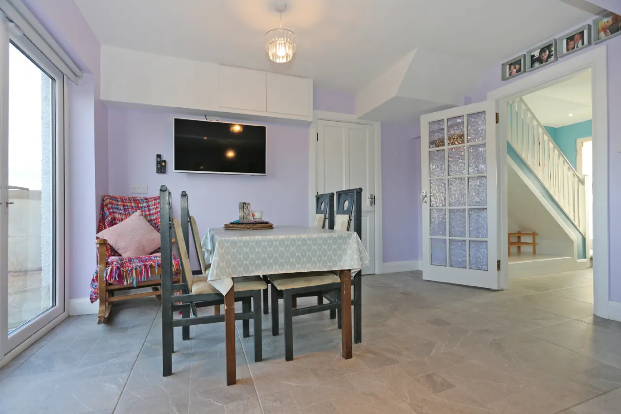 Photo of 21 Lyradane Avenue, Woodview, Limerick, V94 C7WX