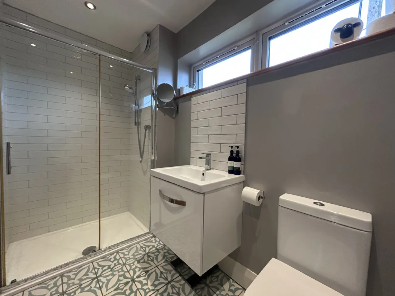 Photo of An Tigin, The Valley, Fethard, Co Tipperary, E91T938