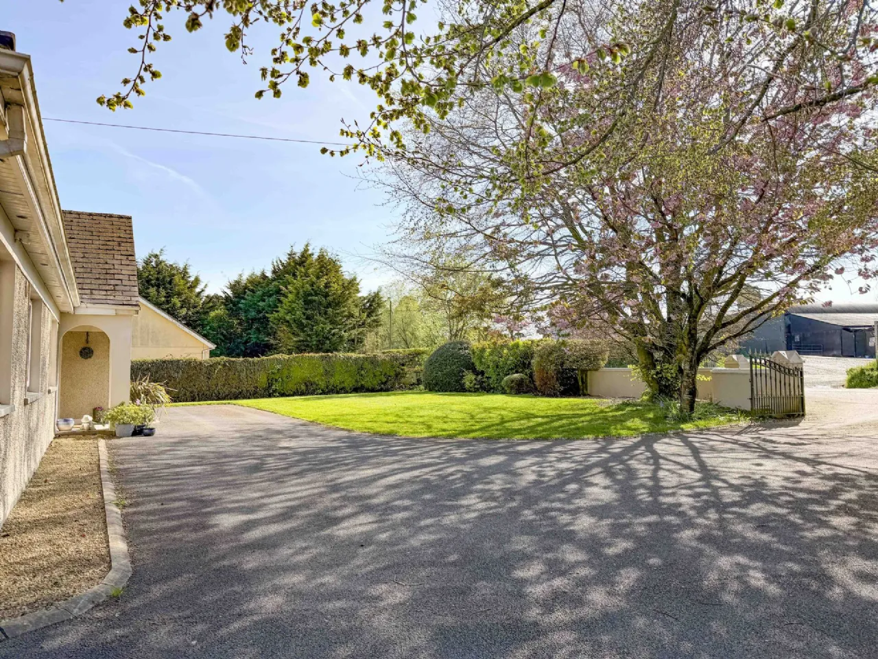 Photo of Crossogue House, Athnid More, Thurles, Co. Tipperary, E41 FF95