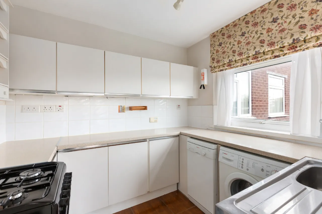 Photo of Apartment 9, 49 Sydney Parade Avenue, Sandymount, Dublin 4, D04 E957
