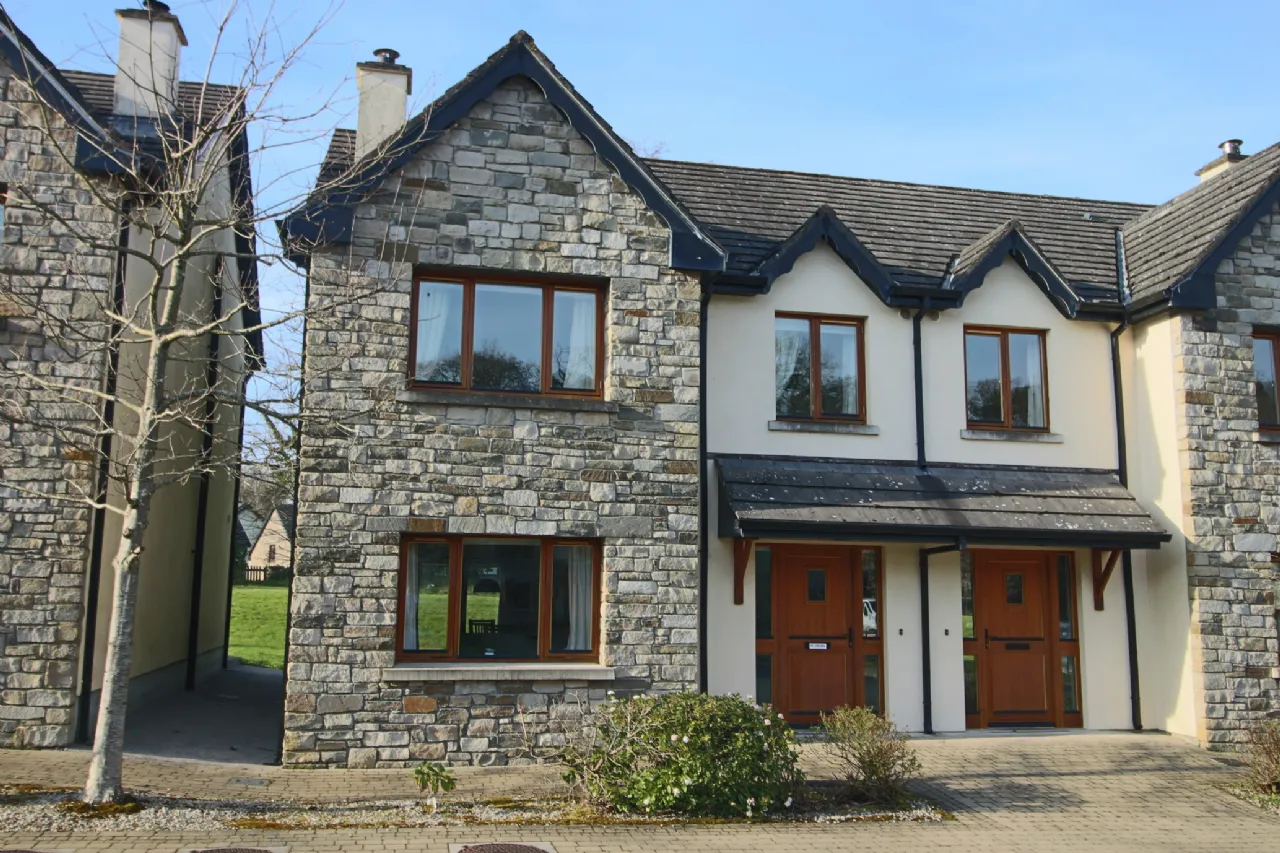 Photo of 20 Earl Court, Lough Rynn, Mohill, Co. Leitrim, N41 E3H4