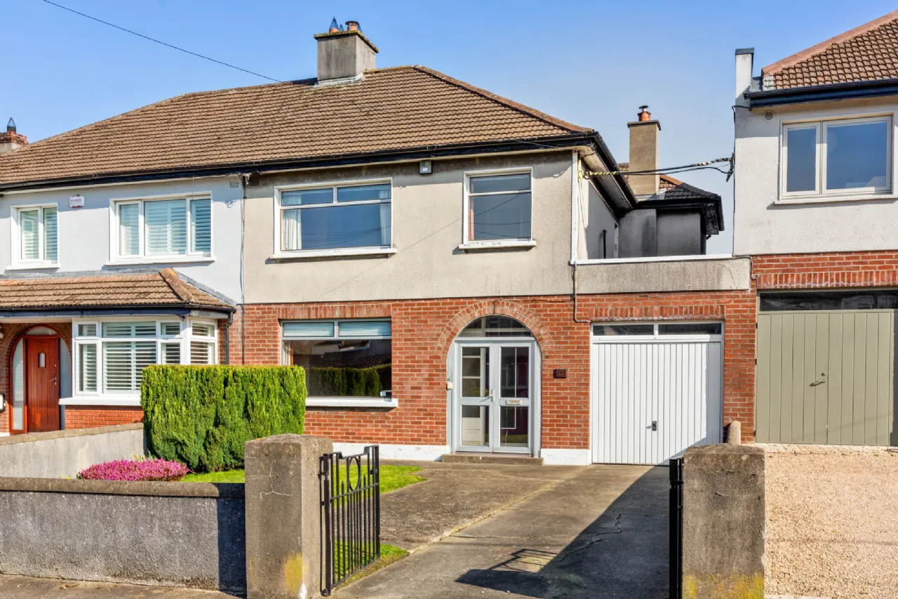 Photo of 12 Woodbrook Park, Templeogue, Dublin 16, D16 X062