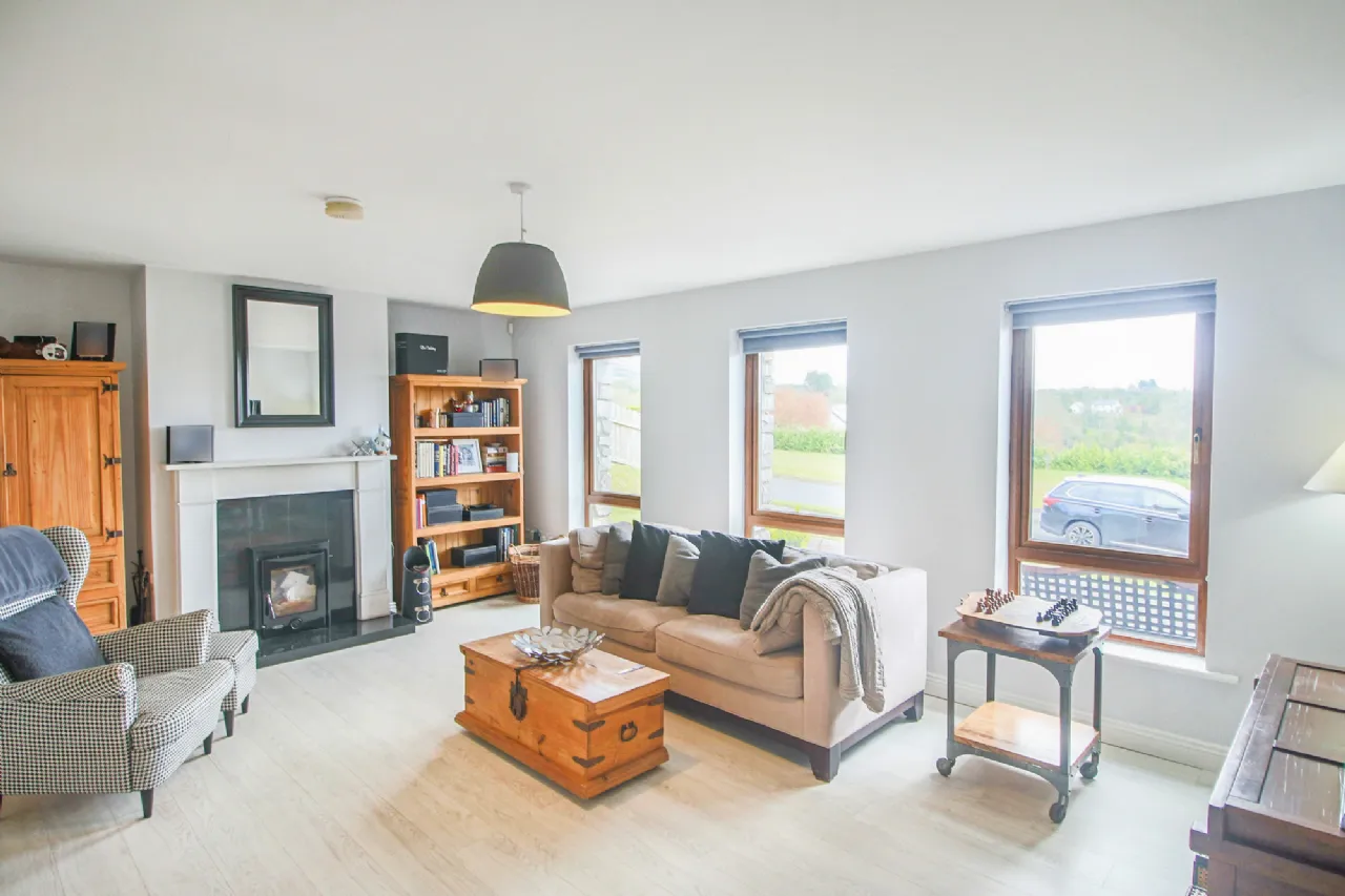 Photo of 4 Radharc na Baile, Drumshanbo, Co. Leitrim, N41 F972