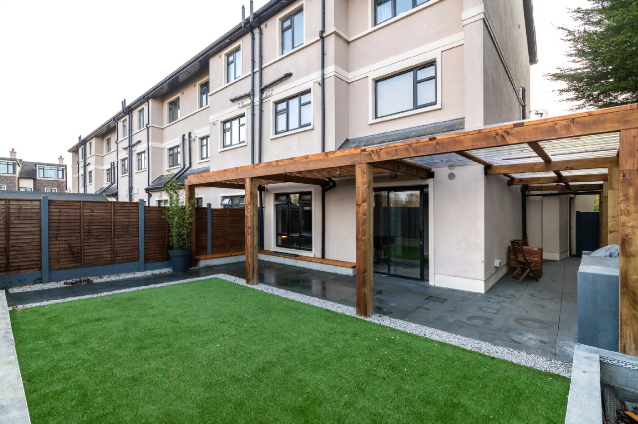 Photo of 1 Glenatore, Athlone, Co. Westmeath, N37 TD91